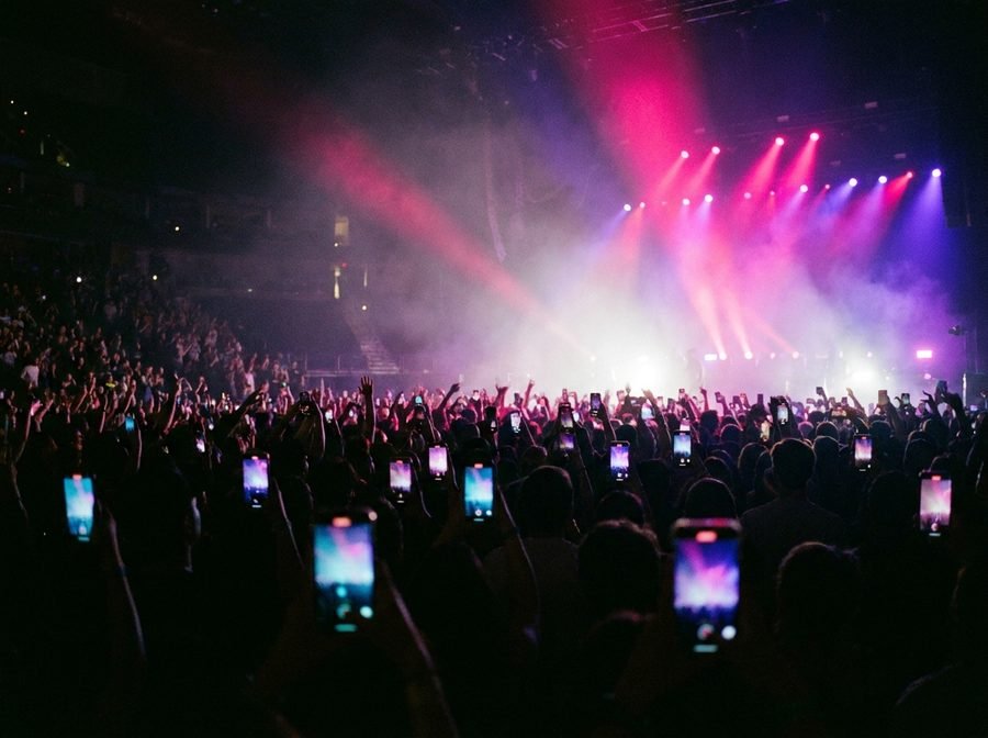 Público en un show en Movistar Arena
